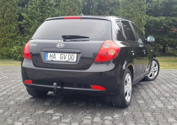 Kia Ceed cena 17999 przebieg: 200000, rok produkcji 2008 z Gostynin małe 407